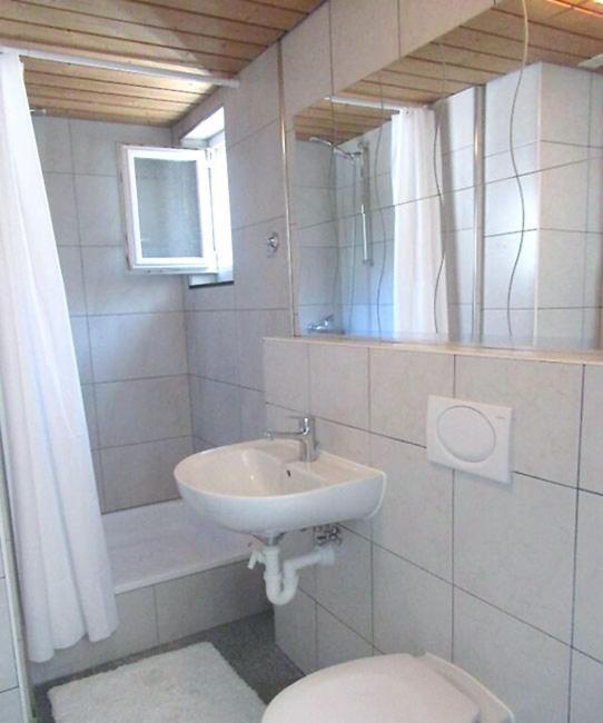 Churfirsten Blick - Private Gaestezimmer Flums Ngoại thất bức ảnh